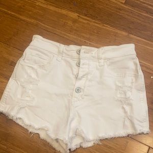 WHITE HOLLISTER HIGH RISE SHORTS